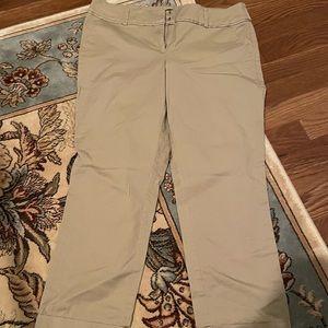 Ny and Co khaki capris